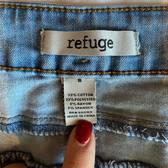 Jeans - Picture 3 of 3